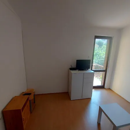 Kreso Apartment