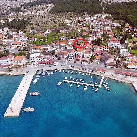 Kreso Apartman