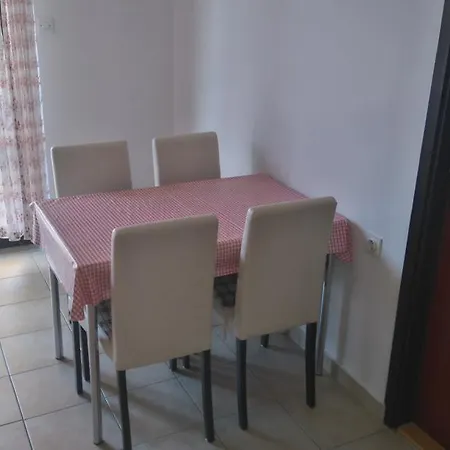 Kreso Apartment